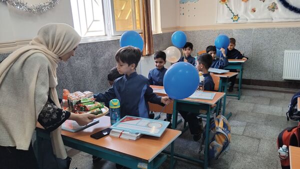 جشن ورود شکوفه‌های محلاتی به کلاس اول