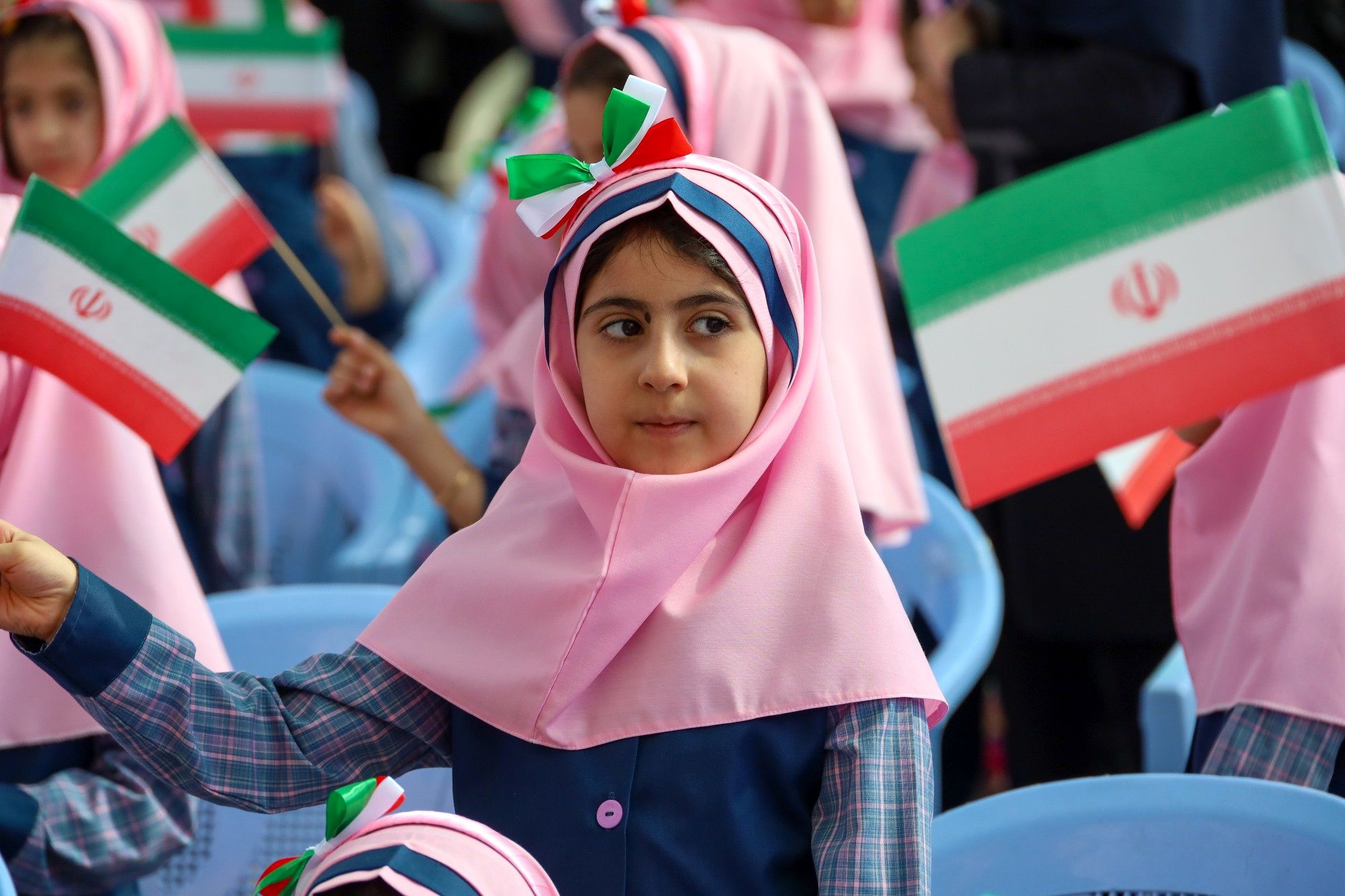 عطر مهر، نویدبخش شروعی درخشان در دانش