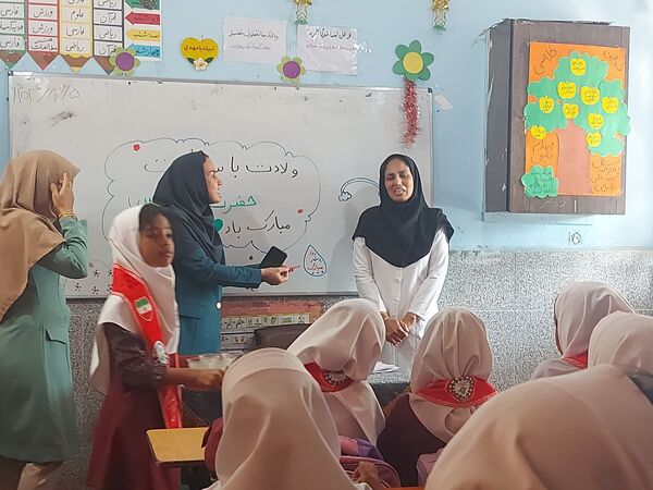 گرامیداشت روز سفیدپوشان در دبستان شهید علی رضایی