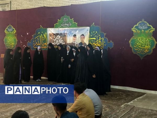 جشن آغاز سال تحصیلی و گرامیداشت هفته دفاع مقدس در حسینیه سیدالشهداء روستای مزرعه شهید بهشتی