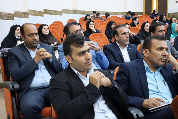همایش تجلیل از معلمان نمونه استان بوشهر