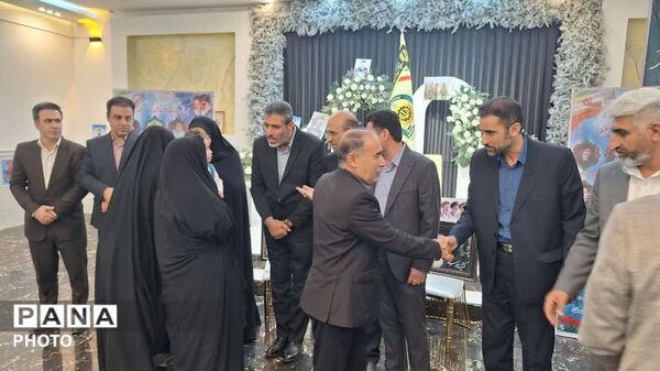 طنین ایثار در سلسله؛ از تجلیل خانواده‌های شهدا تا قدردانی از حافظان امنیت