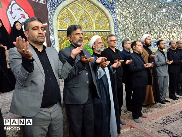 همخوانی سرود «باید برخاست» در قم