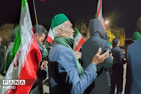 هستیم بر عهدی که بستیم