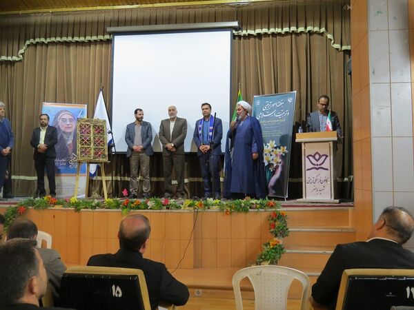 به مناسبت هفته امور تربیتی و ارشاد اسلامی برنامه در کانون باهنر