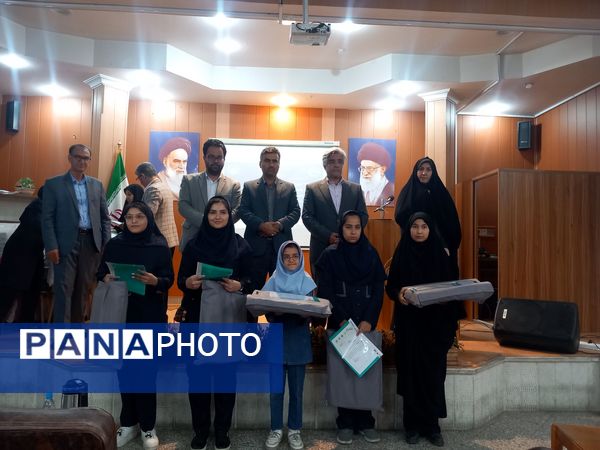 اختتامیه جشنواره سفیران سلامت،یاریگران زندگی ونوجوان سالم دردبیرستان دوره اول آرمینه مصلی نژاد