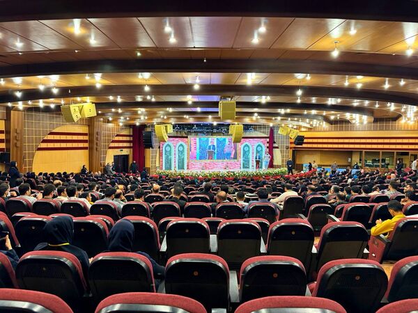 آیین اختتامیه اولین همایش مدار معلمی در آمل