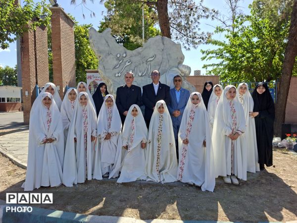 طنین اندازی سرود دختران میقات در مقتل شهید آرمان علی وردی