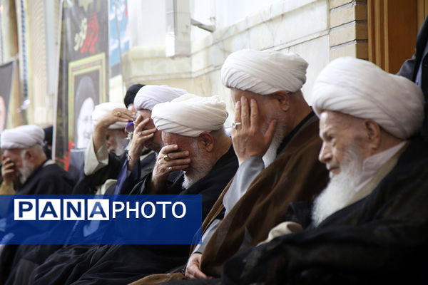 مراسم بزرگداشت شهدای خدمت در حرم حضرت معصومه(س)