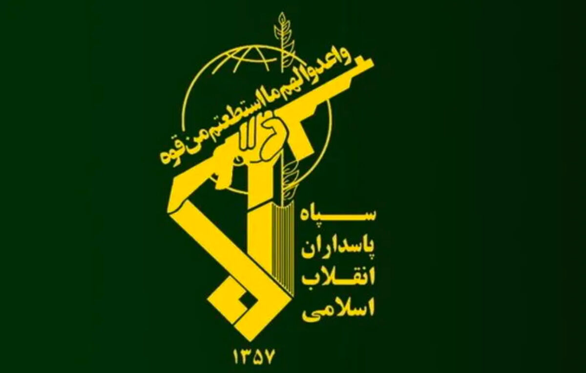 دشمنان را از هرگونه خطای محاسباتی برحذر می‌داریم