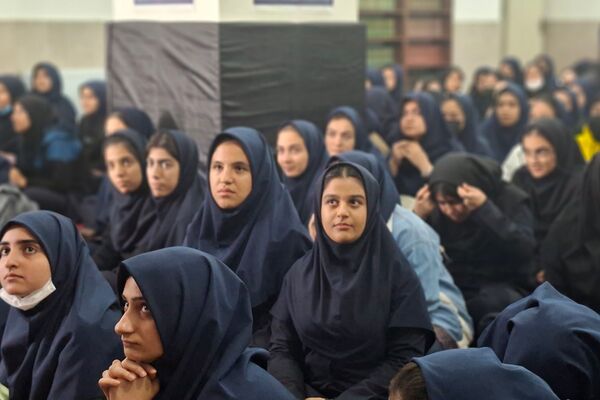 مدرسه نمونه‌دولتی ارشاد شهرستان قرچک در سوگ یاس نبی