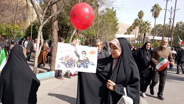 یک روز متفاوت با حضور مردمی از جنس غیرت و استقامت