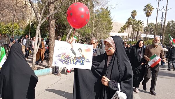 یک روز متفاوت با حضور مردمی از جنس غیرت و استقامت