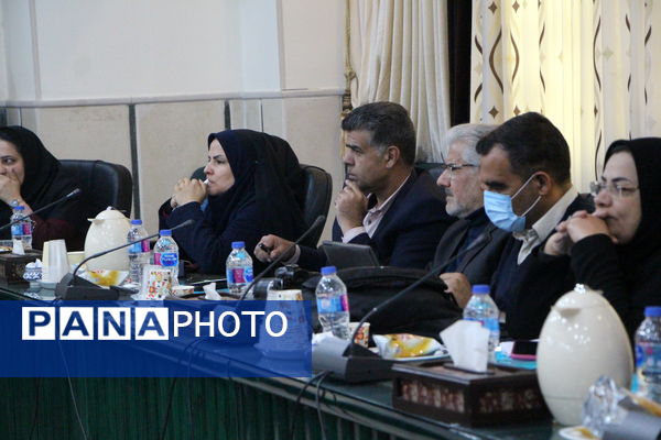 نشست خبری مدیرکل آموزش و پرورش استان یزد