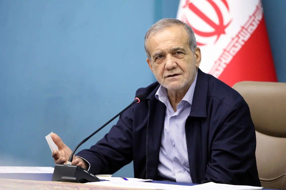 رئیس‌جمهور: به دنبال گسترش جنگ نیستیم اما از ایران با تمام توان دفاع می‌کنیم