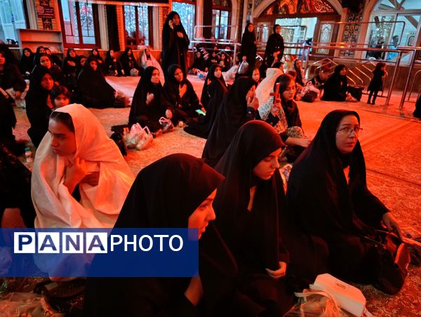 برگزاری مراسم عزاداری شب عاشورا در تکیه ابوالفضلی نیشابور 