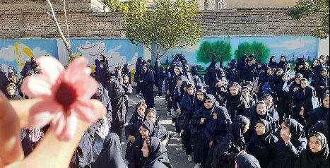 شروع پرشور سال تحصیلی در دبیرستان شاهد دخترانه الیگودرز