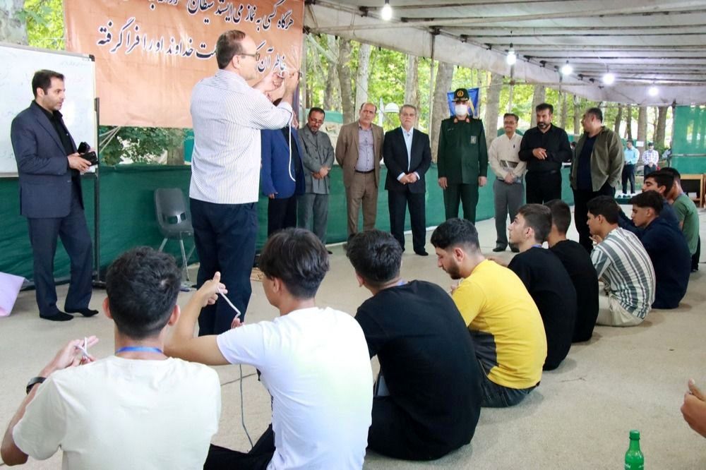 ‌برگزاری اردوی بر فراز قله‌های دانایی با حضور ۵۰۰ دانش‌آموز ‌