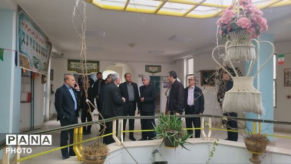بازدید معاون وزیر و مدیر کل آموزش و پرورش آذربایجان شرقی از کانون فجر و باغ معلم اسکو