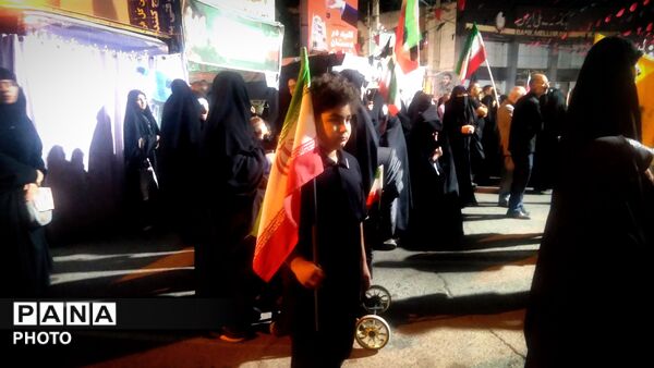 طنین یا حسین در دومین شب محرم از تجمعات مردمی
