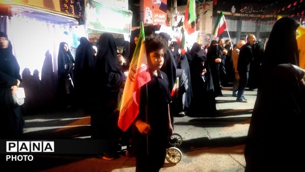 طنین یا حسین در دومین شب محرم از تجمعات مردمی