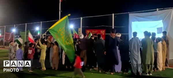 مراسم سوگواری رهبر شهید امام قائد در روستای زیارت پیرکرکان قلعه‌گنج 