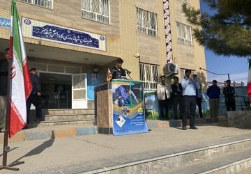  مانور سراسری زلزله در هنرستان شهید باهنر شهرستان باخرز