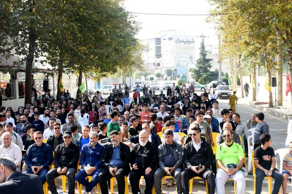 همایش بزرگ پیاده‌روی خانوادگی در بخش بهنمیر