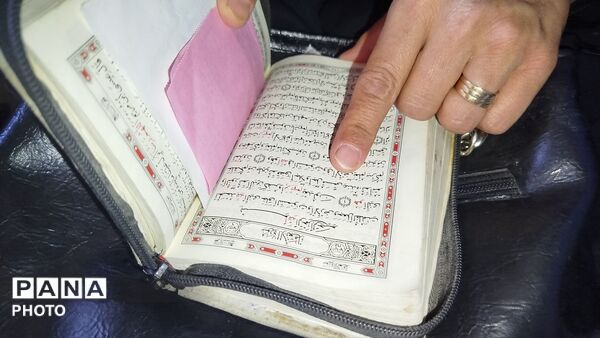 نماز  عبادی سیاسی جمعه نیشابور در روز ولادت حضرت زینب (س) و روز پرستار 