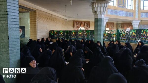 مراسم سوگواری شهادت رهبر انقلاب در مسجد امام علی(ع)