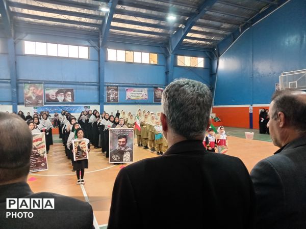 بیعت کودکان و نوجوانان ورزشکار شهرستان جعفرآباد با رهبر انقلاب 