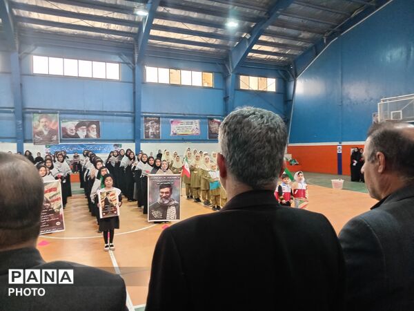 بیعت کودکان و نوجوانان ورزشکار شهرستان جعفرآباد با رهبر انقلاب 