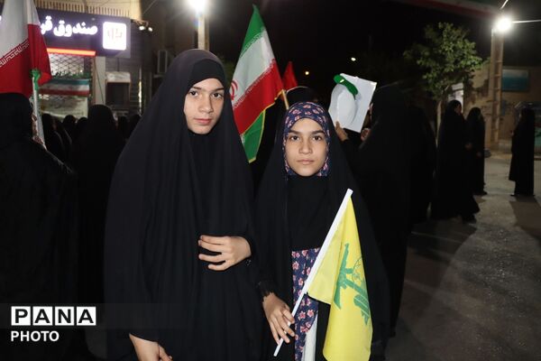 شب ۱۸۸ خروش انقلابی مردم درق؛ طنین فریاد استکبارستیزی در دارالمؤمنین
