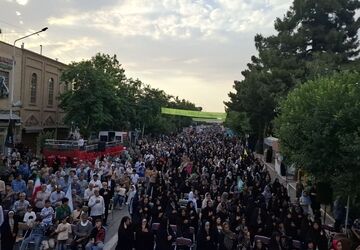 نیشابور رنگ و بوی جشن و همدلی گرفت 