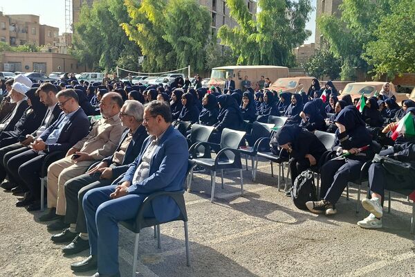 زنگ آغاز سال تحصیلی جدید در مدارس نواخته شد