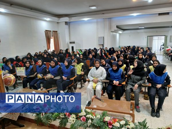 برگزاری المپیاد درون مدرسه ای در دبیرستان مهشید مصلی نژاد 