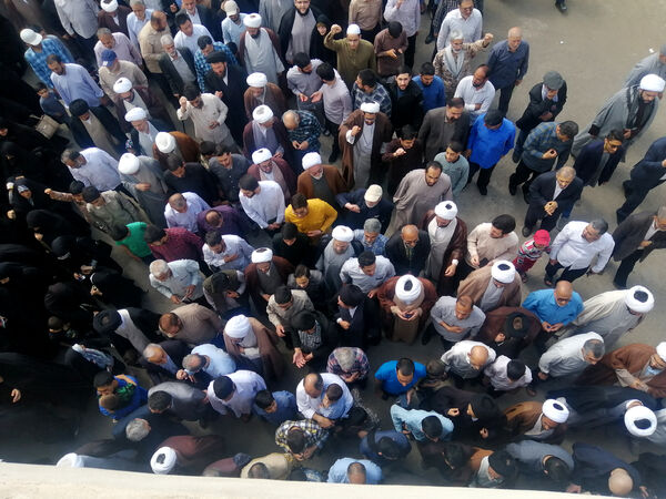 راهپیمایی نمازگزاران جمعه قم در حمایت از عملیات وعده صادق و طرح نور