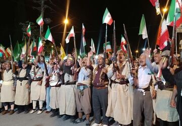 یاسوجی ها همچنان پای کار انقلاب 