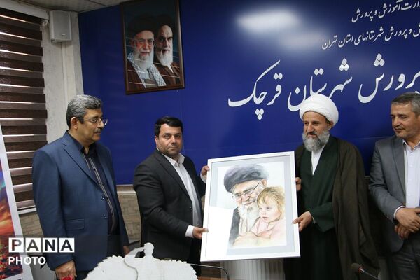 آیین تقدیر وتجلیل از ۱۸ معلم نمونه در شهرستان قرچک 