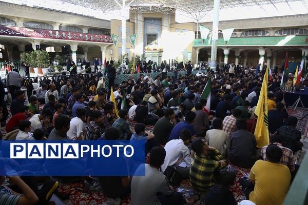 اجتماع ضد صهیونیستی نوجوانان فاطمی در حرم حضرت معصومه(س)