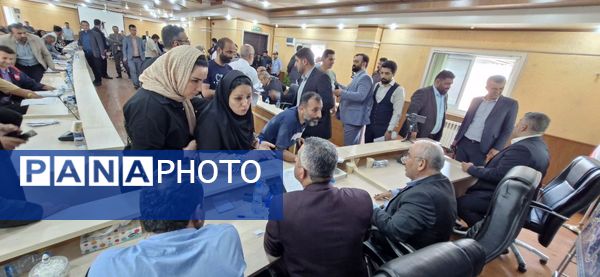 ملاقات مردمی استاندار مازندران با شهروندان محمودآباد