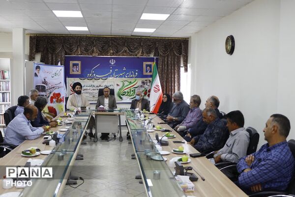 تجلیل از قهرمانان صبور فیروزکوه؛ پاسداشت سال‌های اسارت و ایستادگی آزادگان سرافراز