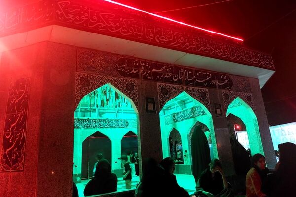 آیین سوگواری شب‌های محرم در هیئت مکتب‌الزهرا(س) حاجی‌آباد
