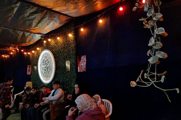 برپایی مواکب مردمی، فرزندان مادر پهلو شکسته در شهریار