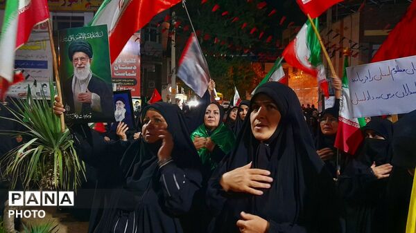  انتظار مردمانی پرشور، برای آخرین دیدار از قائد شهید امت