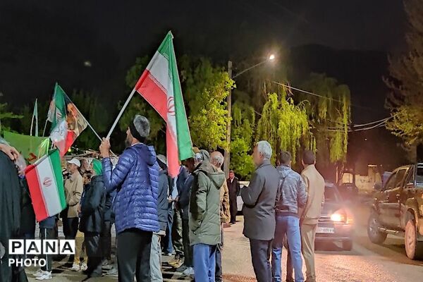 مقاومت در خیابان‌های شهر بار ادامه دارد