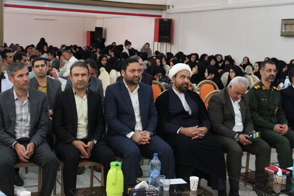 همایش گرامیداشت هفته معلم در شهرستان گرمه