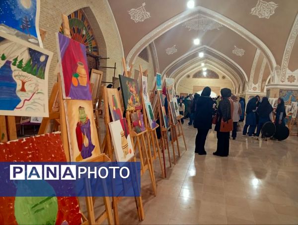 اختتامیه جشنواره هنری «فردا» و نمایشگاه آثار دانش‌آموزان ناحیه یک یزد