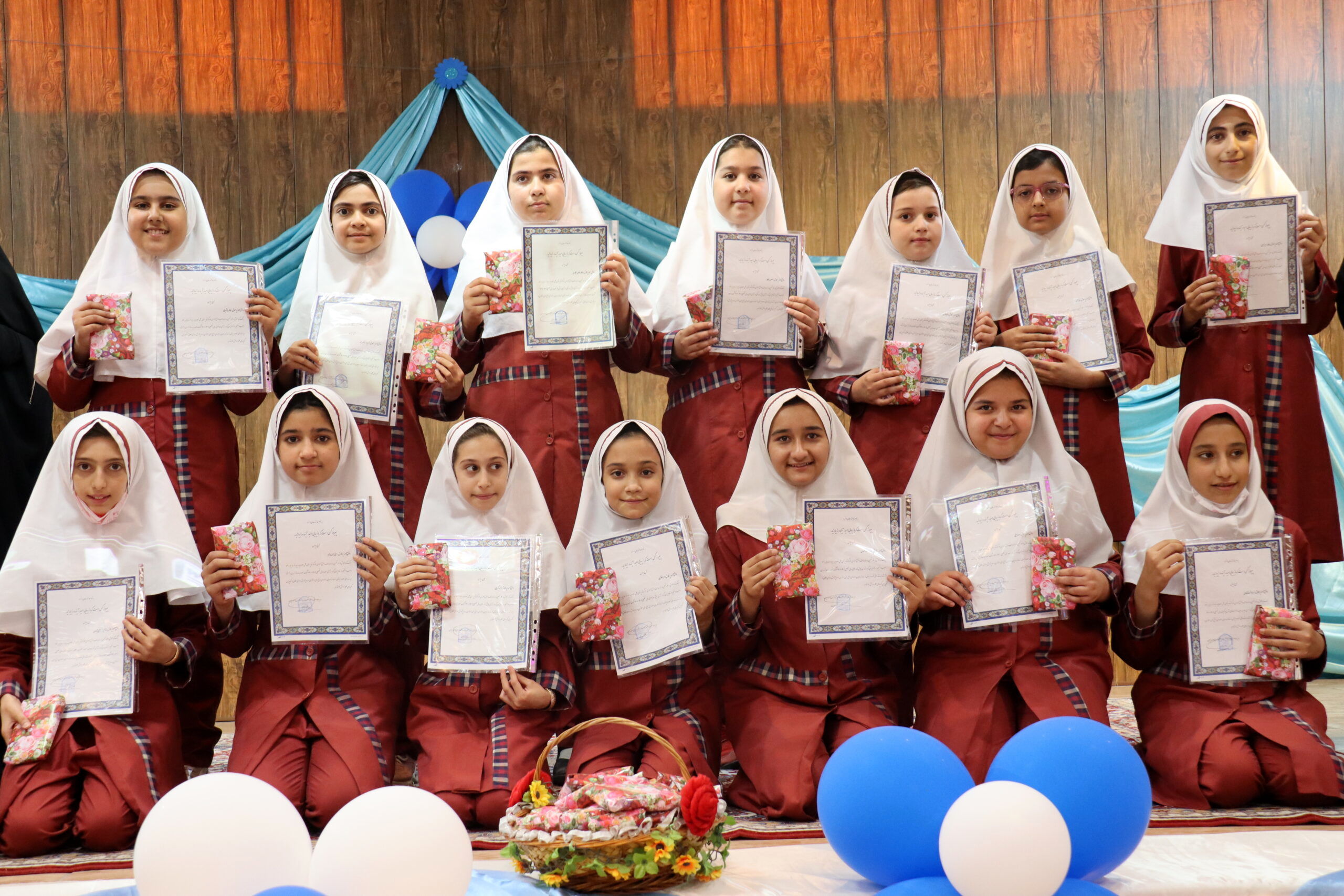 مسابقات فرهنگی؛ دریچه‌ای به رشد و خلاقیت دانش‌آموزان است