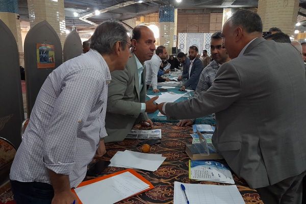 میز خدمت اداره آموزش و پرورش شهرستان قدس در نماز جمعه